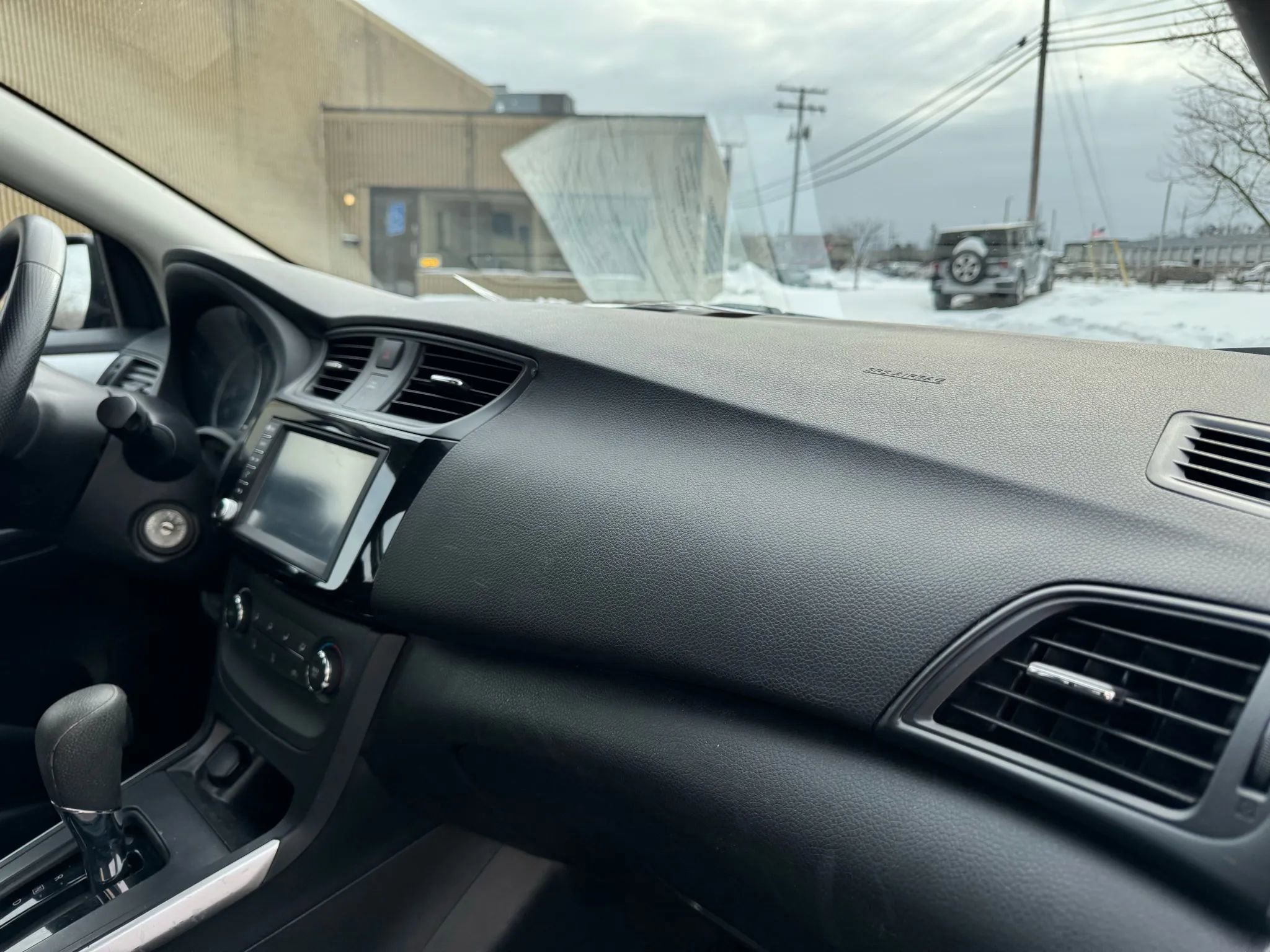 Used 2019 Nissan Sentra S image 25