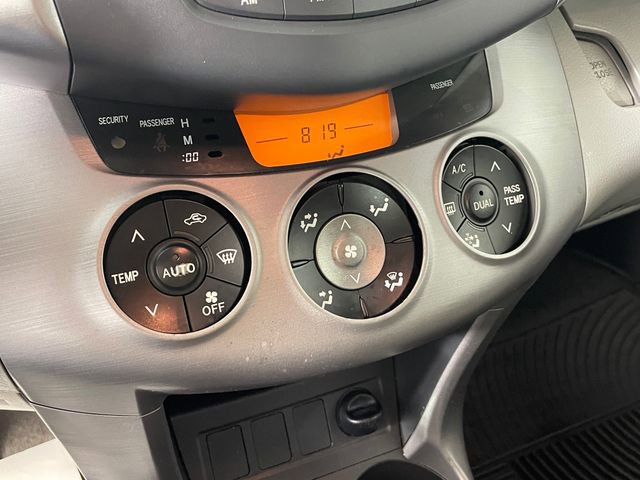 Used 2007 Toyota RAV4 Limited FWD image 8