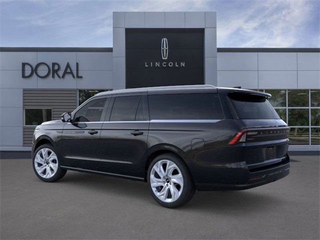 New 2025 Lincoln Navigator L Black Label image 4