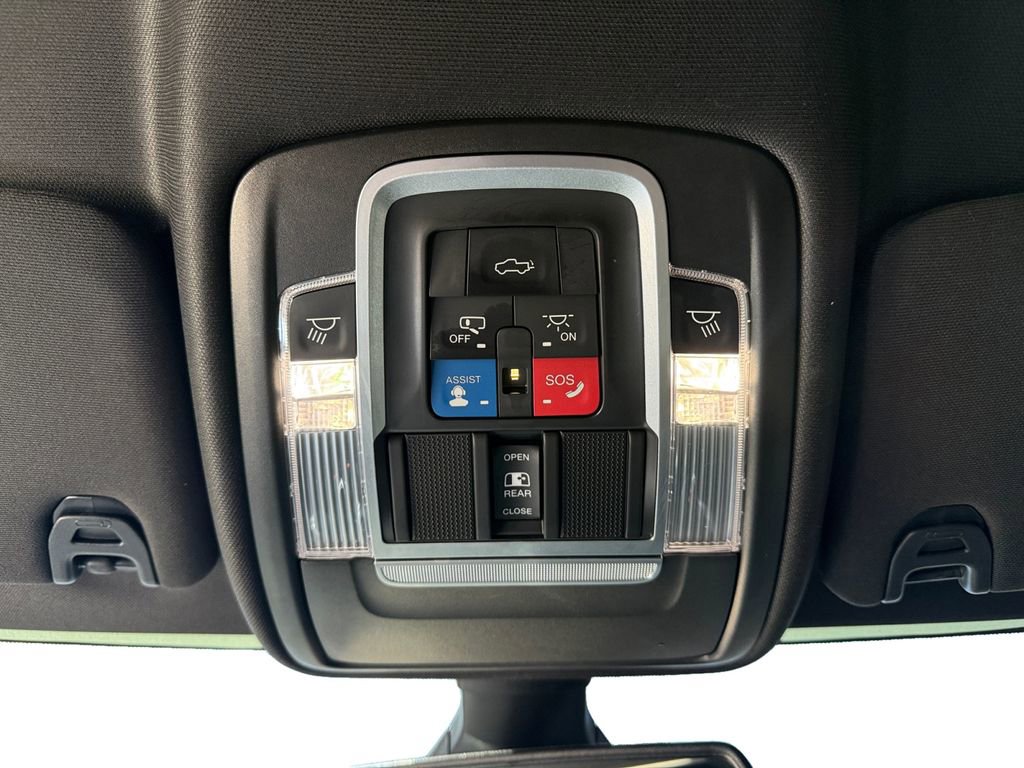 Used 2019 RAM 2500 Laramie AWD/4WD image 14