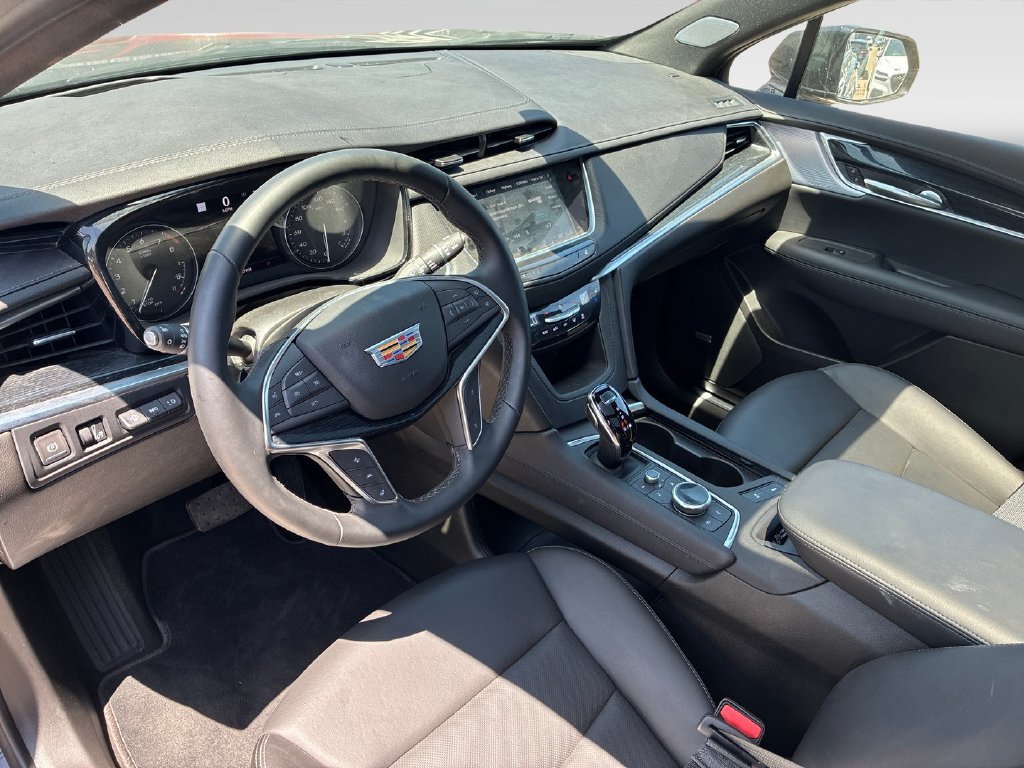 Used 2026 Cadillac XT5 Premium Luxury w/ Driver Assist Package FWD image 10