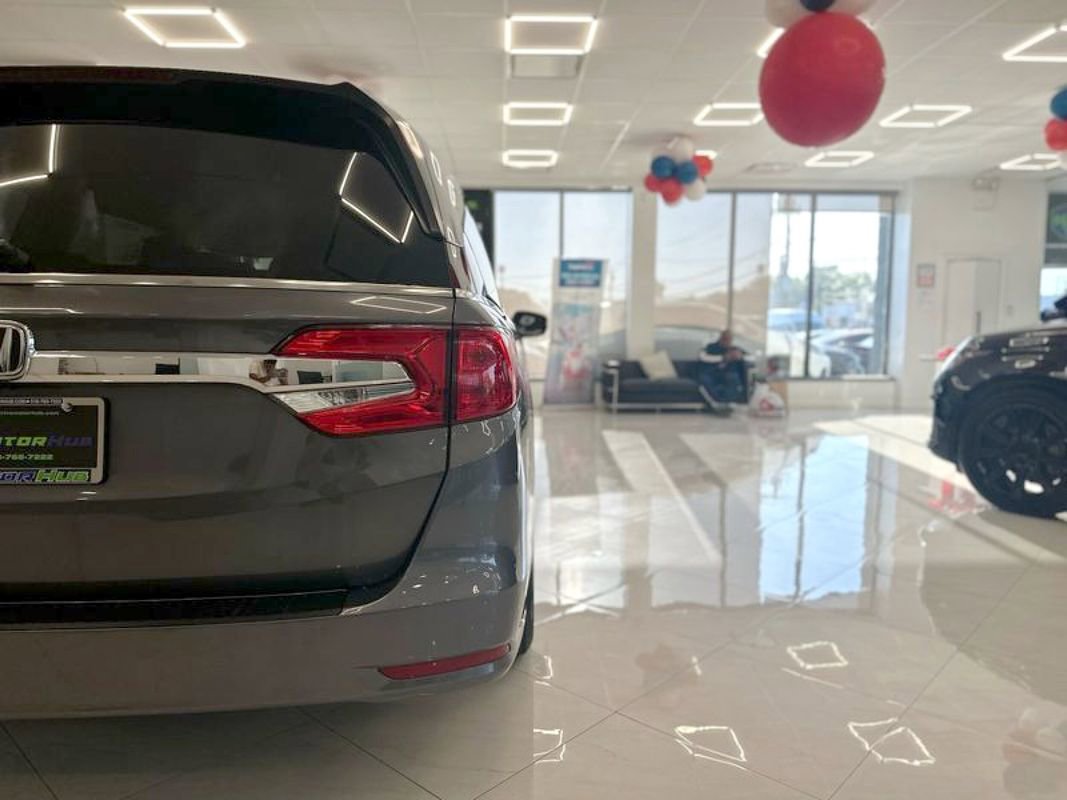 Used 2018 Honda Odyssey EX image 14