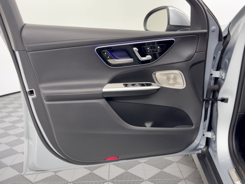 Used 2023 Mercedes-Benz GLC 300 image 14