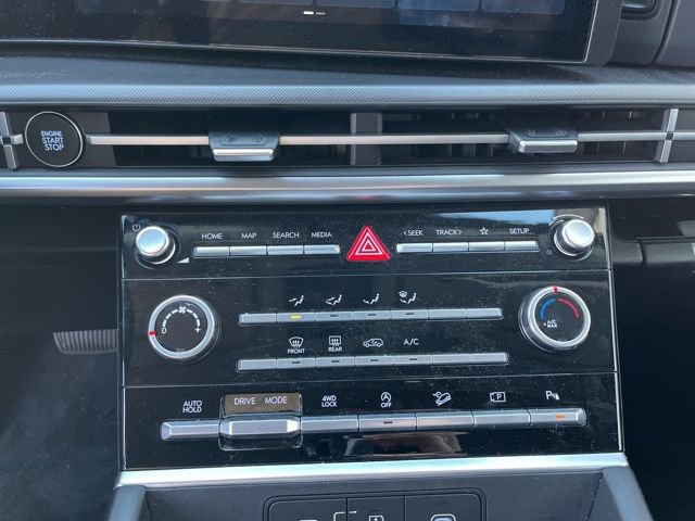 Used 2025 Hyundai Santa Fe SE image 26