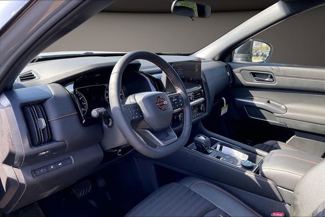 New 2026 Nissan Pathfinder Rock Creek image 7