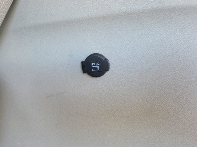 Used 2023 Chrysler Pacifica Touring-L image 12