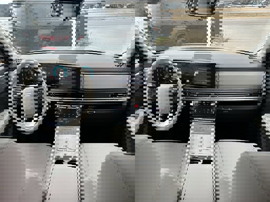 New 2025 Hyundai Santa Fe SEL image 11