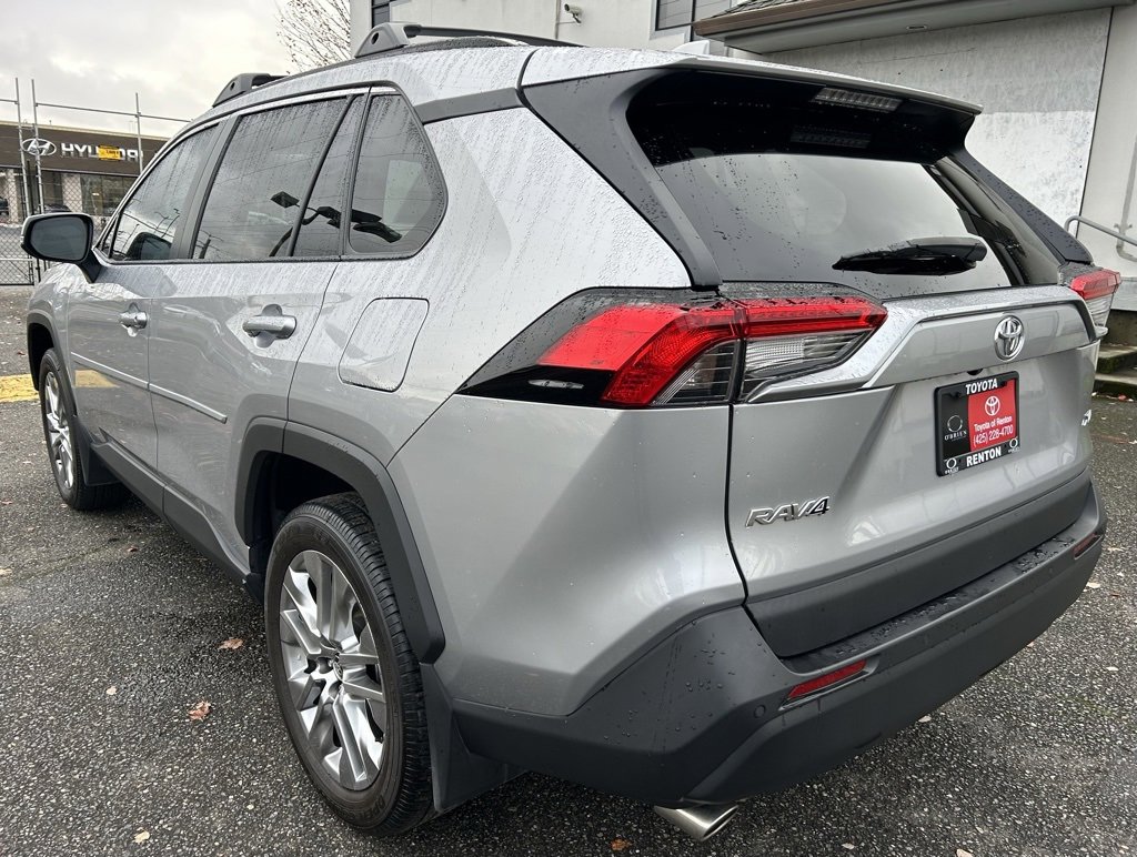 Certified 2024 Toyota RAV4 XLE Premium image 7
