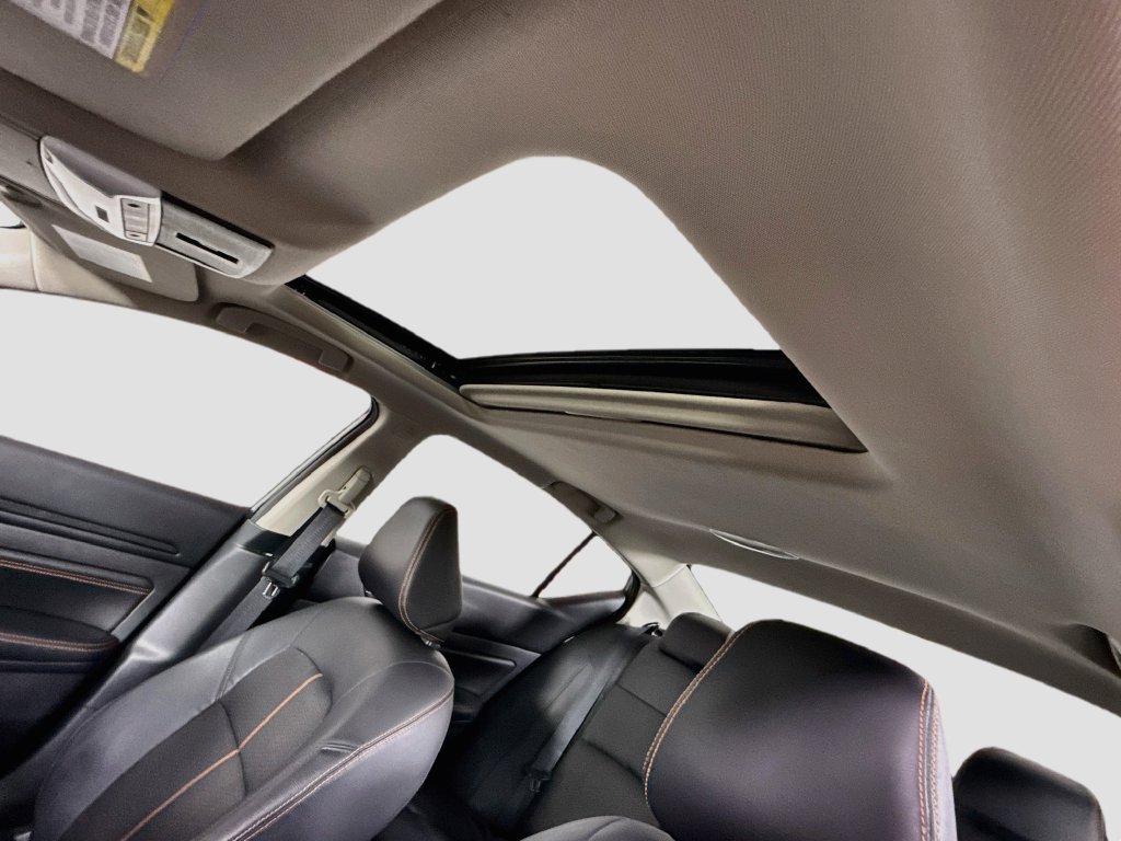 Used 2022 Nissan Altima 2.5 SR w/ Midnight Edition Package FWD image 10