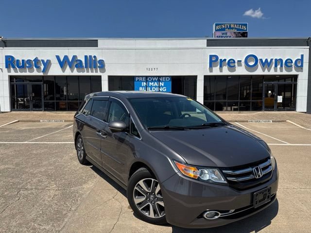 Used 2016 Honda Odyssey Touring video 1