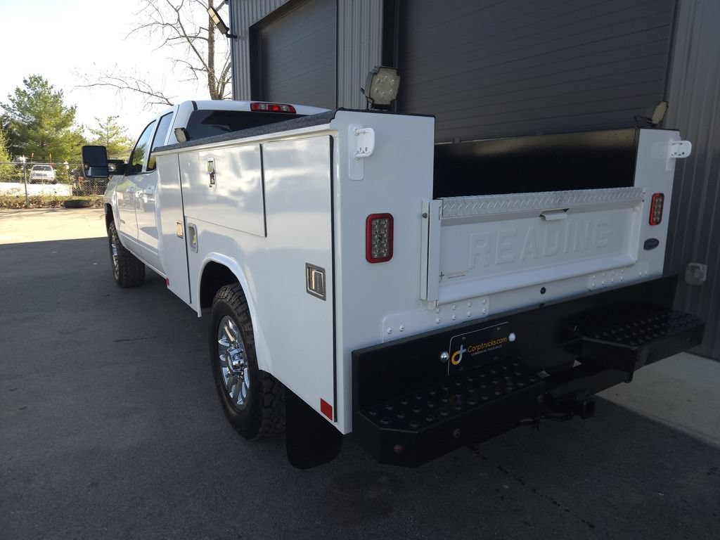 Used 2018 Chevrolet Silverado 2500 LT w/ LT Fleet Convenience Package AWD/4WD image 3