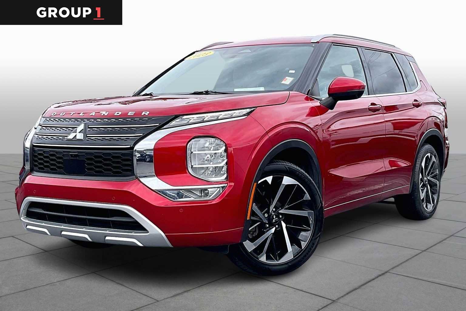 Used 2023 Mitsubishi Outlander SEL image 1