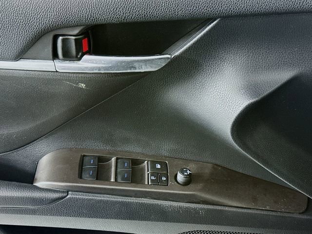 Used 2023 Toyota Camry LE FWD image 18