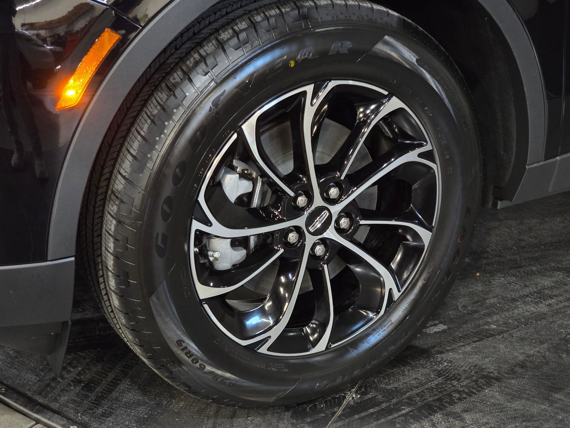 New 2026 Lincoln Nautilus Premier image 13