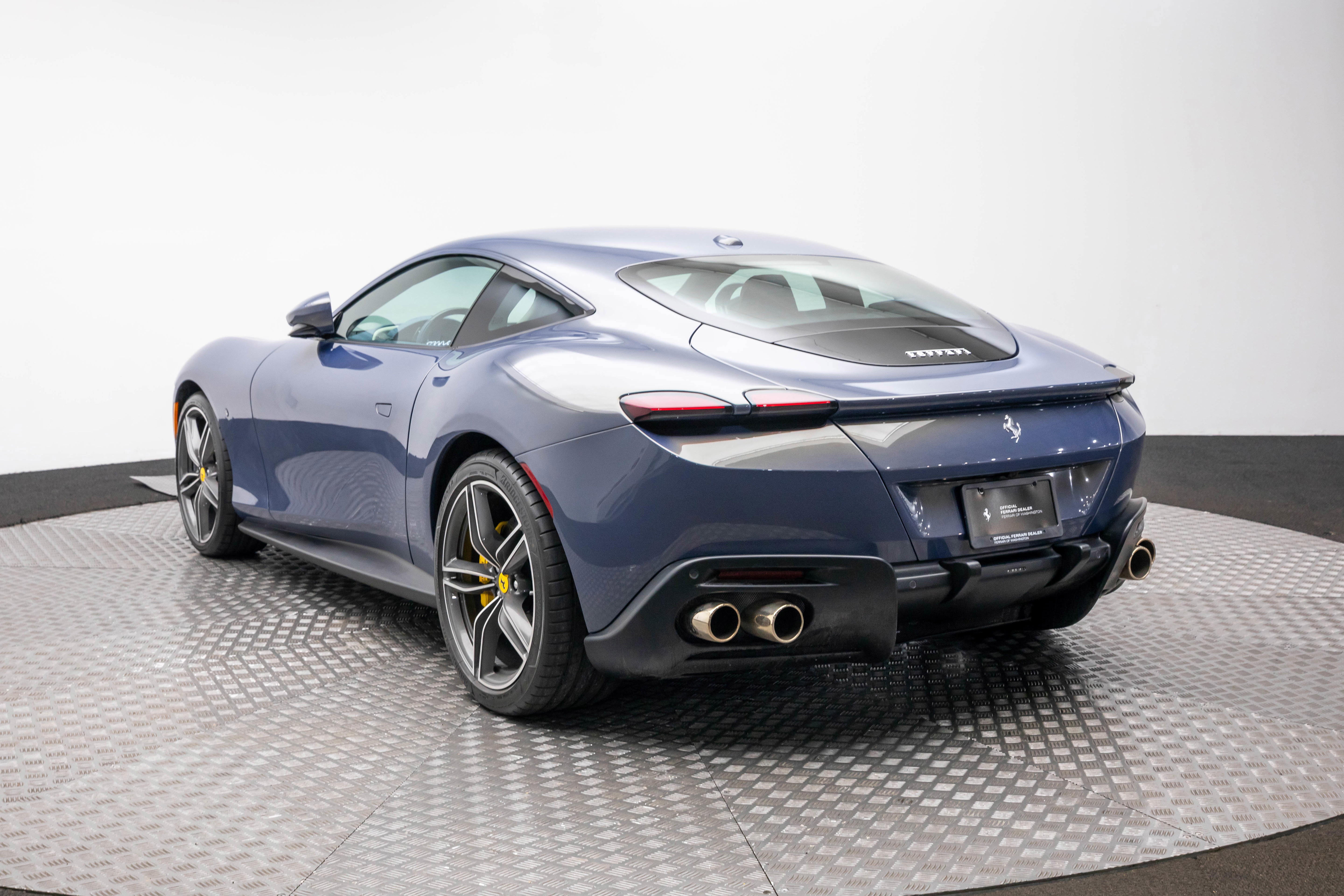 Certified 2023 Ferrari Roma image 3