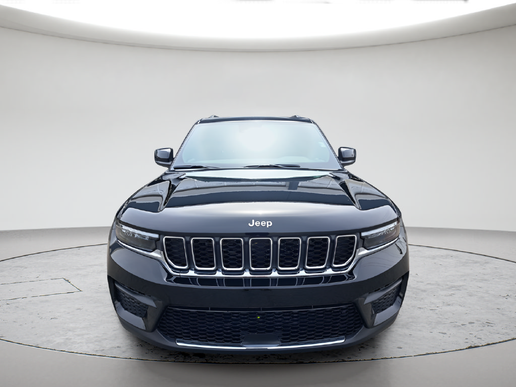 New 2026 Jeep Grand Cherokee Laredo X AWD/4WD image 2