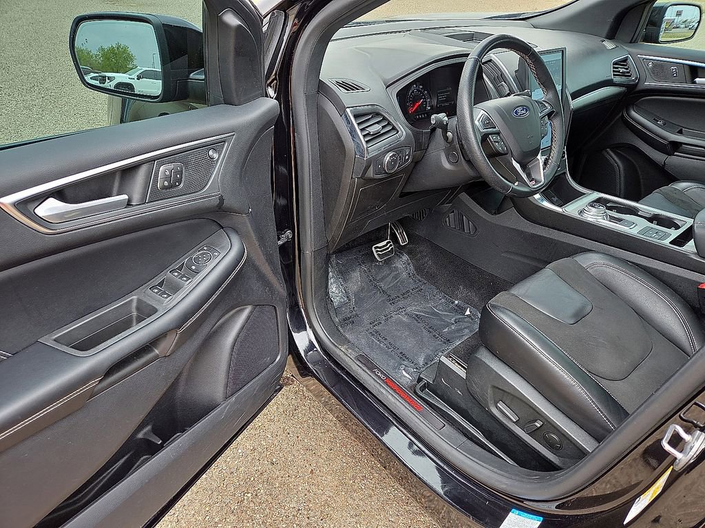 Used 2022 Ford Edge ST w/ Equipment Group 401A AWD/4WD image 20