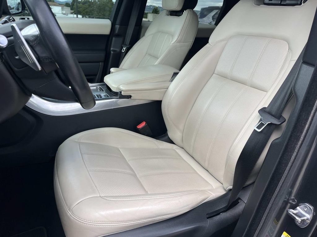 Used 2019 Land Rover Range Rover Sport Supercharged AWD/4WD image 12