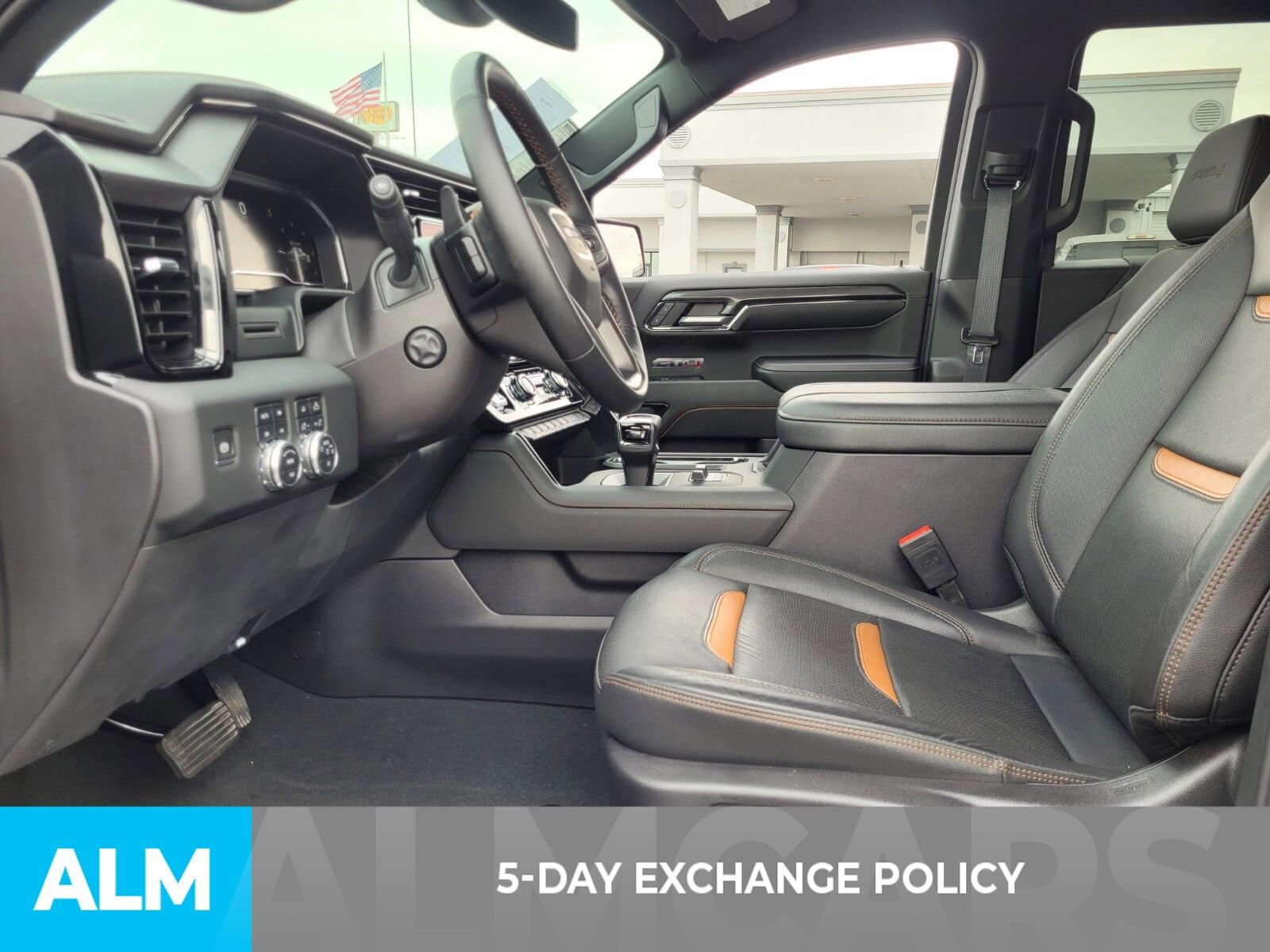 Used 2024 GMC Sierra 1500 AT4 image 3