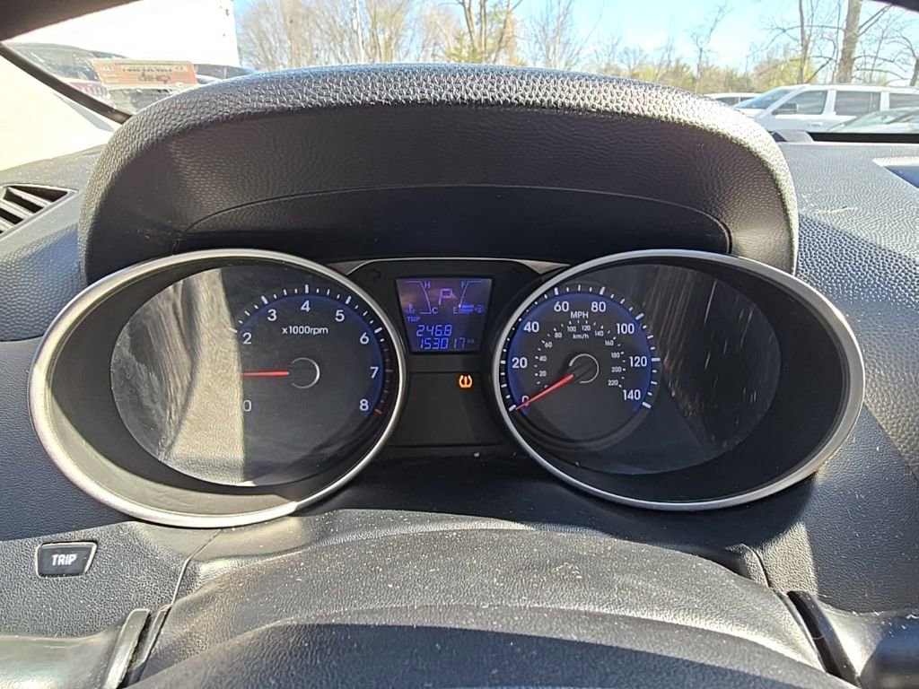 Used 2010 Hyundai Tucson GLS image 20