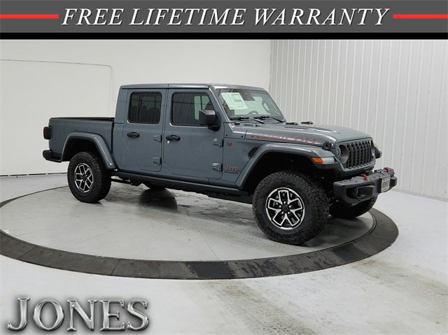 New 2026 Jeep Gladiator Rubicon w/ Steel Bumper Group