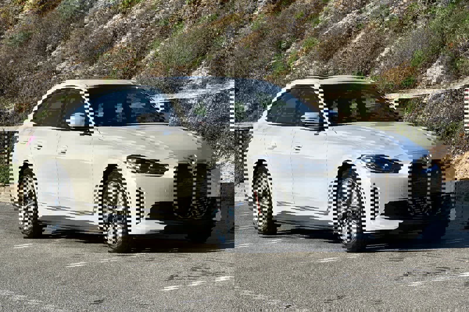 Certified 2023 BMW i4 eDrive35 w/ Premium Package image 5