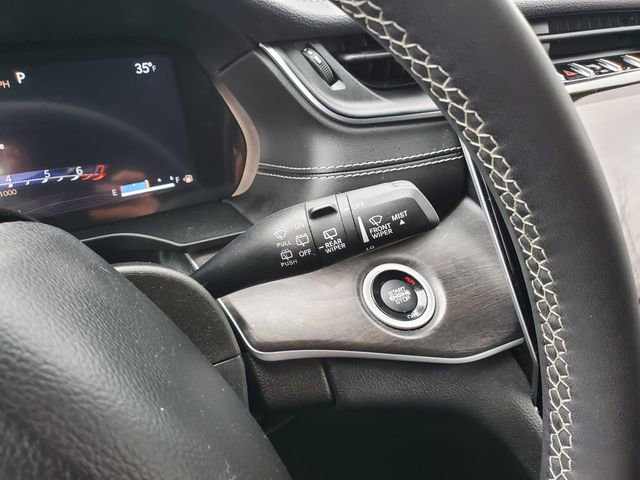 Used 2023 Jeep Grand Cherokee L Limited AWD/4WD image 15