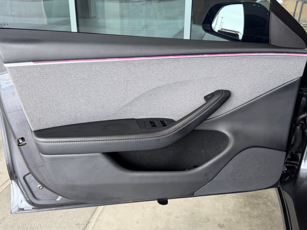Used 2024 Tesla Model 3 Standard Range RWD image 19