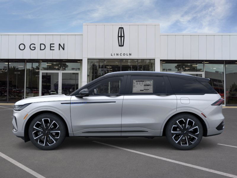 New 2026 Lincoln Nautilus Reserve AWD/4WD image 3