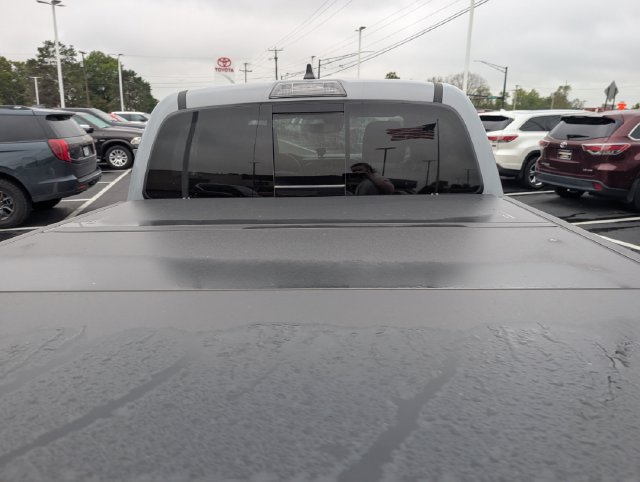 Used 2020 Toyota Tacoma TRD Off-Road AWD/4WD image 9