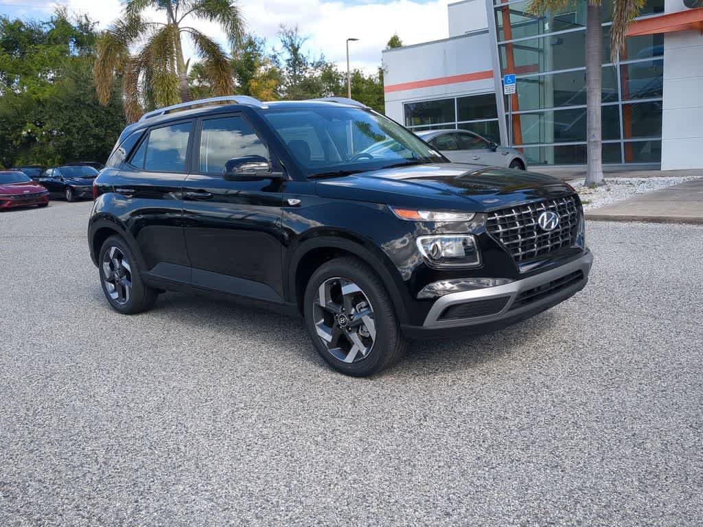 New 2026 Hyundai Venue SEL FWD image 10