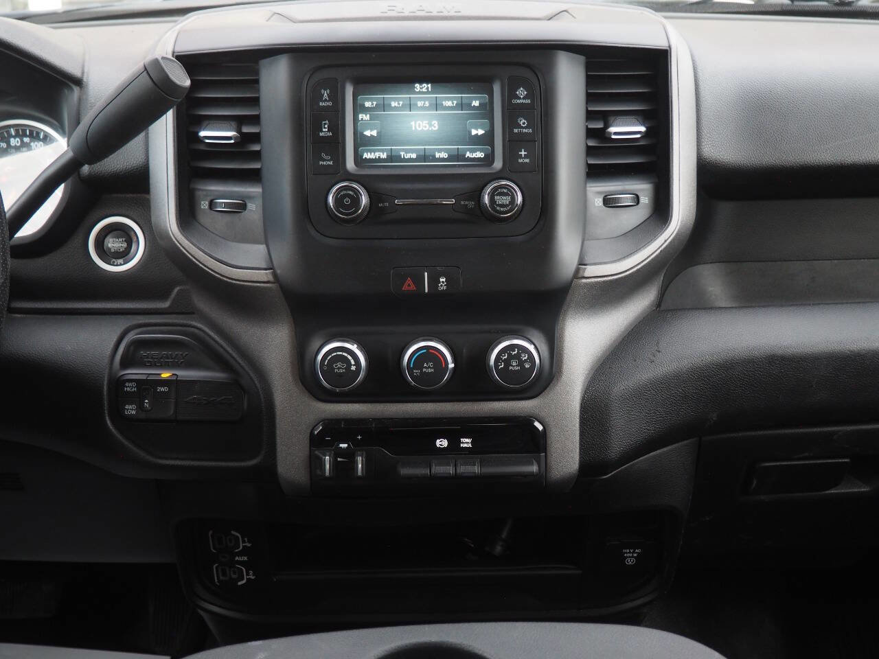 Used 2019 RAM 3500 Tradesman w/ Chrome Appearance Group image 15