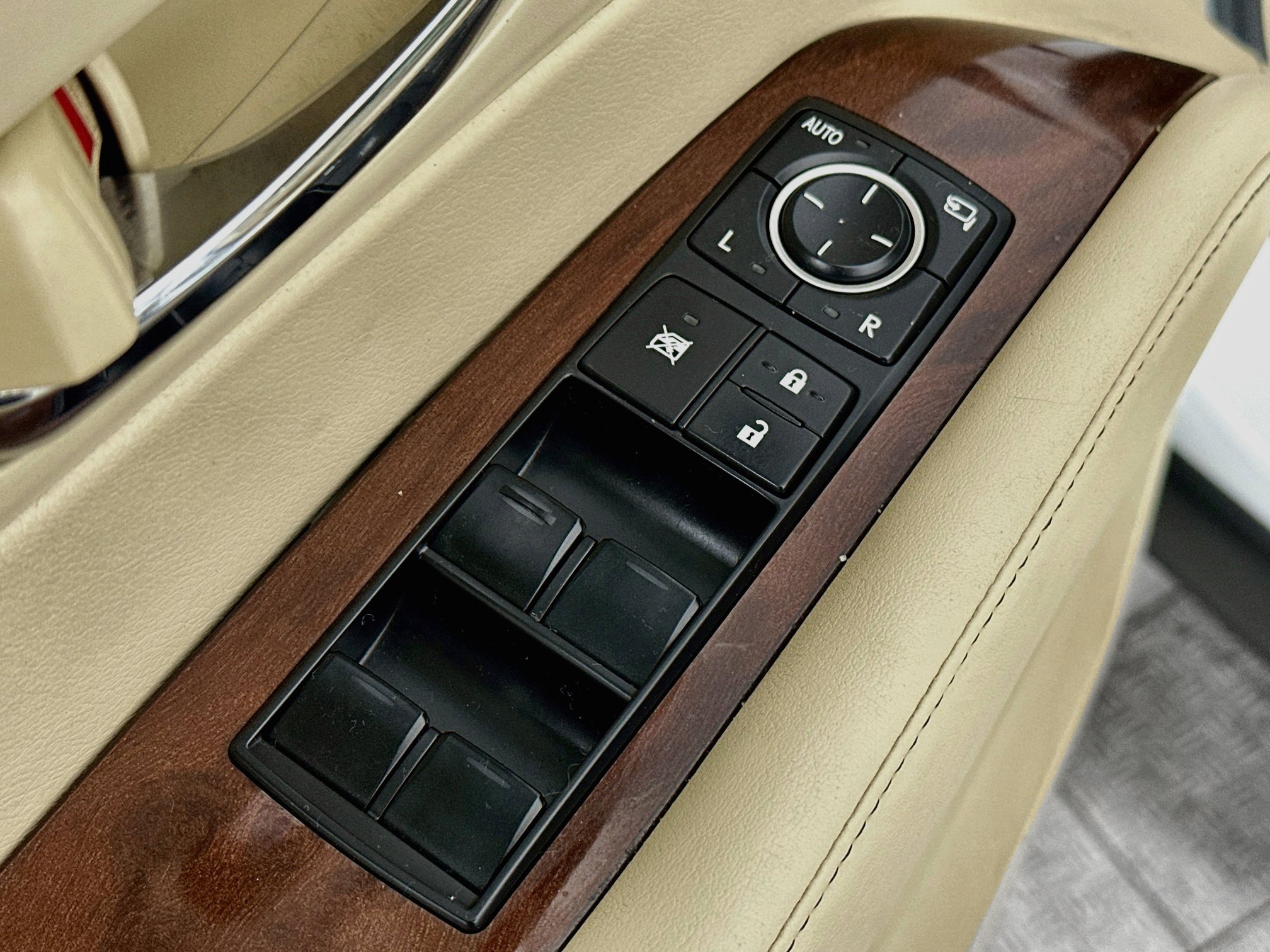 Used 2015 Lexus RX 350 AWD image 17