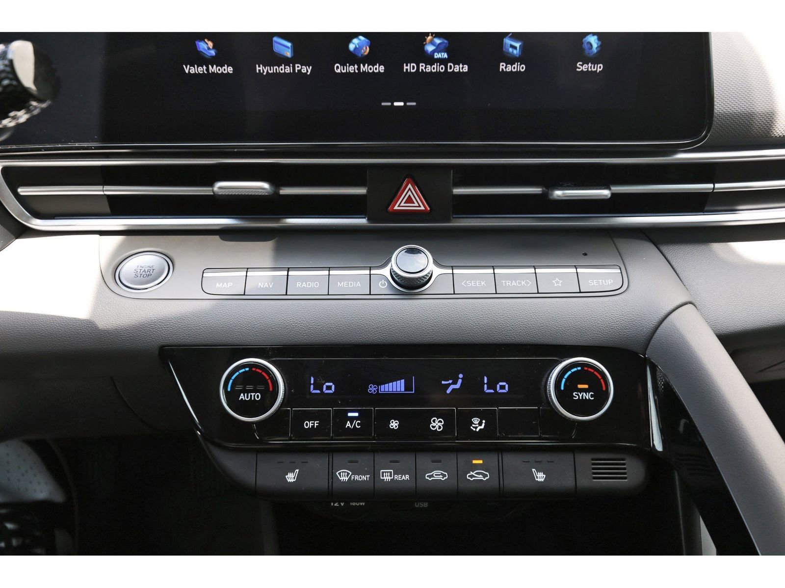 Certified 2025 Hyundai Elantra SEL FWD image 26