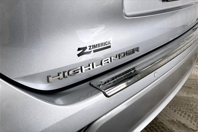 Used 2021 Toyota Highlander Platinum image 9