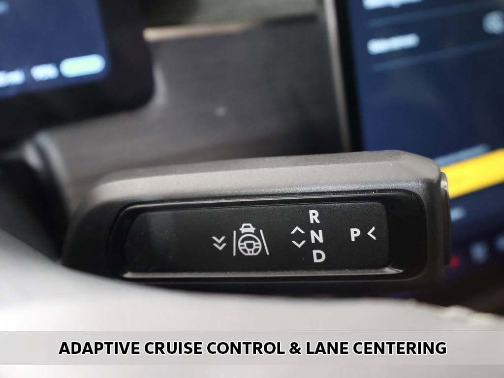 Used 2023 Rivian R1S Adventure image 5