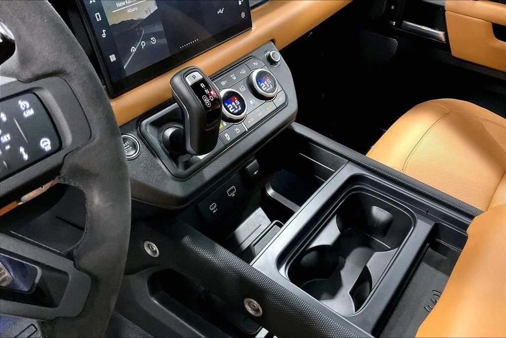 Used 2024 Land Rover Defender 110 Carpathian Edition AWD/4WD image 18