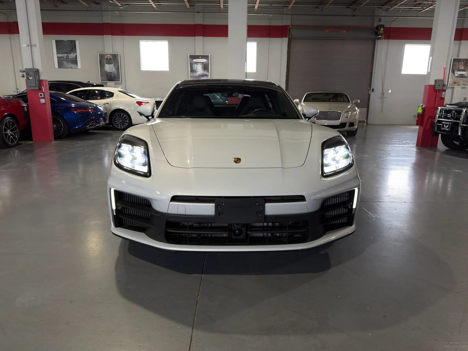 Used 2024 Porsche Panamera image 50