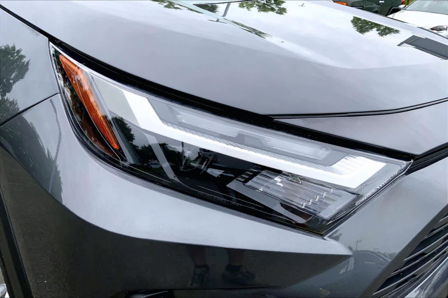 Used 2023 Toyota RAV4 XLE w/ Convenience Package AWD/4WD image 28