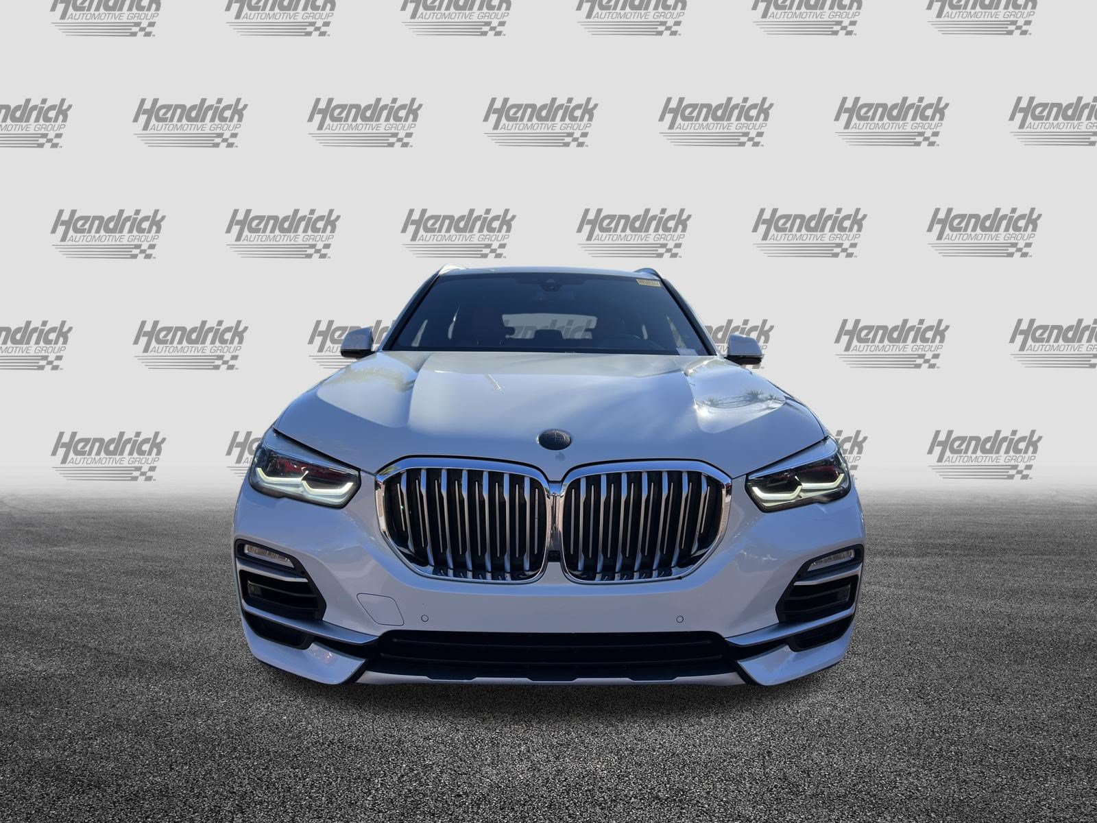 Used 2019 BMW X5 xDrive40i w/ Premium Package 2 AWD/4WD image 3