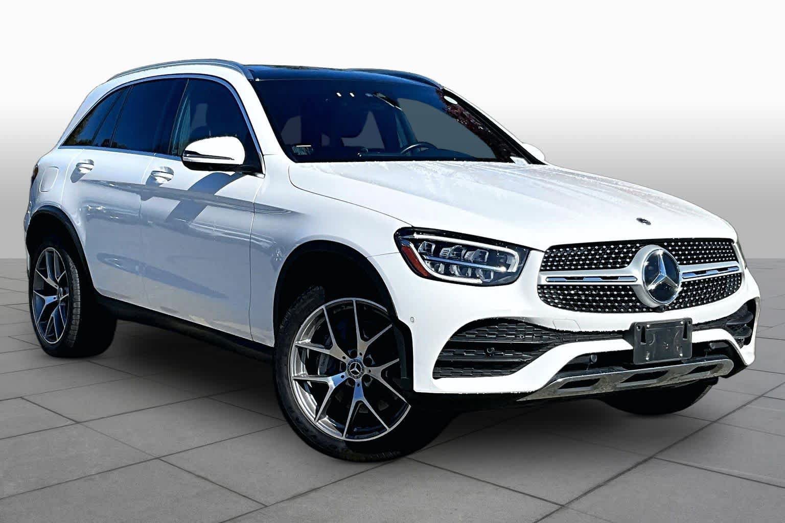 Used 2022 Mercedes-Benz GLC 300 4MATIC image 2