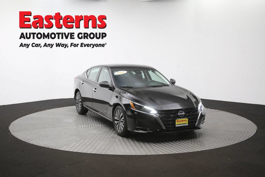Used 2024 Nissan Altima 2.5 SV FWD image 50