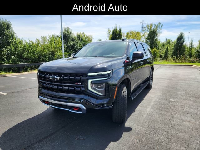 Used 2026 Chevrolet Suburban Z71 AWD/4WD image 3