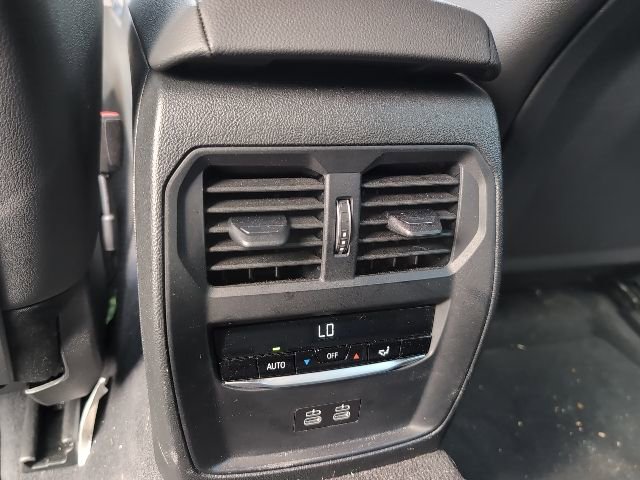 Used 2025 BMW 430i xDrive w/ M Sport Package image 28