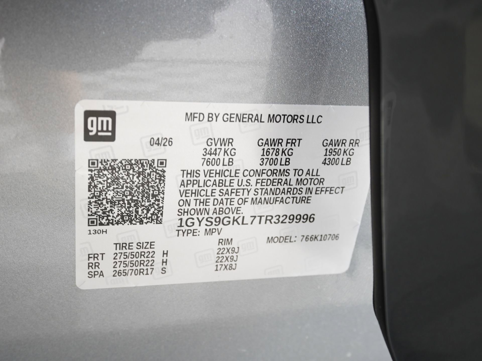 Used 2026 Cadillac Escalade Platinum Sport w/ LPO, Floor Liner Package AWD/4WD image 40