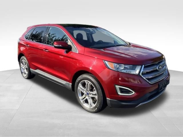 Used 2017 Ford Edge Titanium w/ Equipment Group 301A FWD image 3