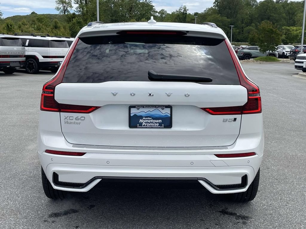 New 2026 Volvo XC60 B5 Plus w/ Protection Package Premier AWD/4WD image 27