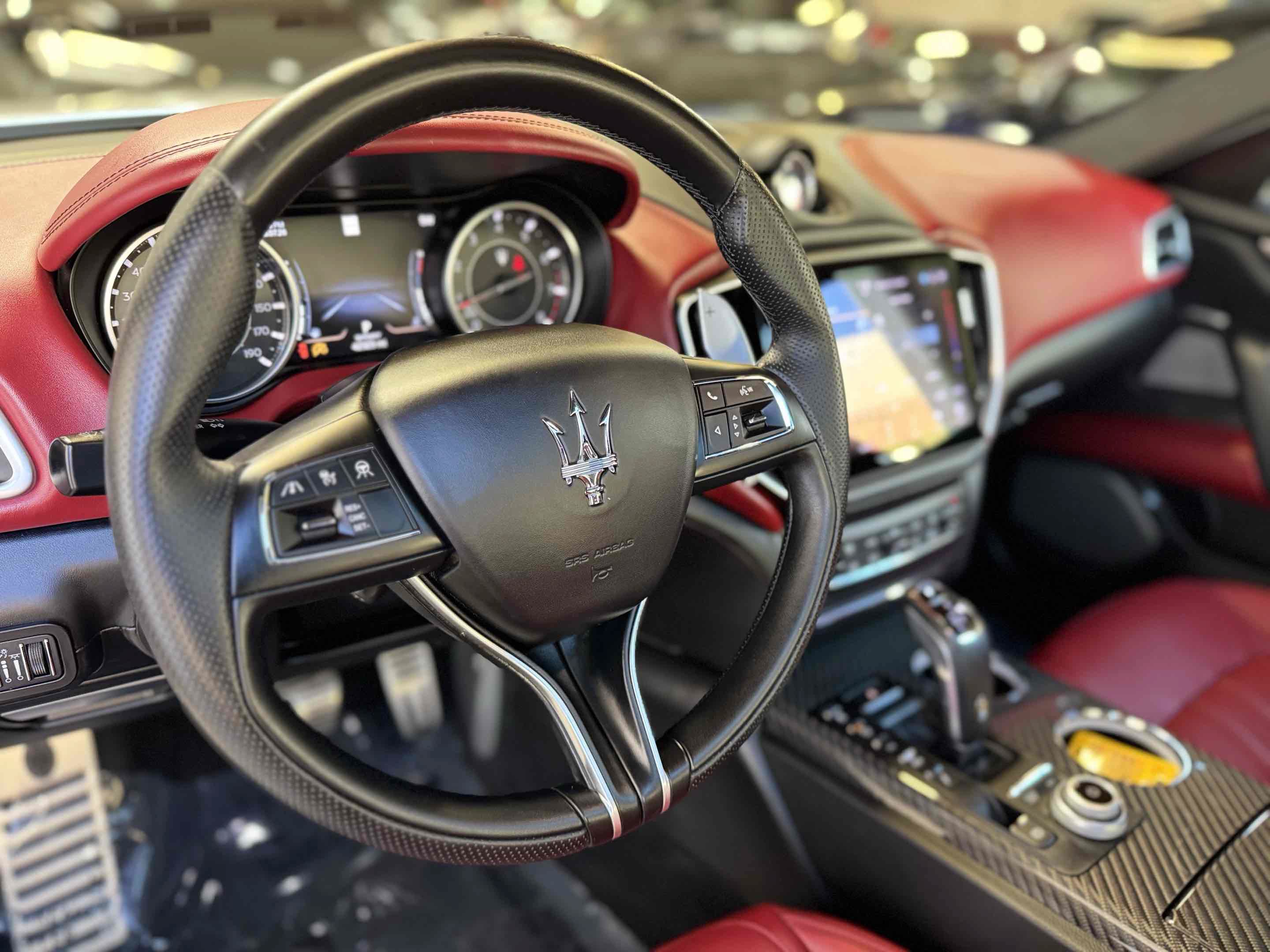 Used 2021 Maserati Ghibli S GranSport RWD image 32