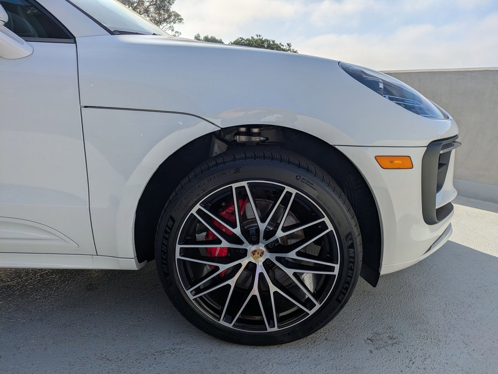 Used 2025 Porsche Macan S image 11