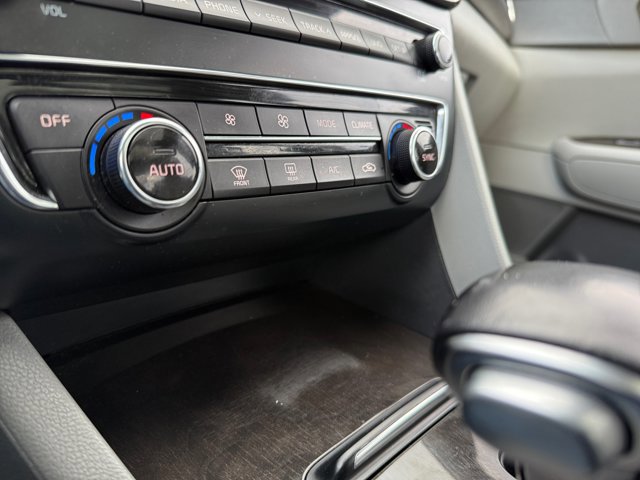 Used 2018 Kia Optima EX w/ Premium Package image 36